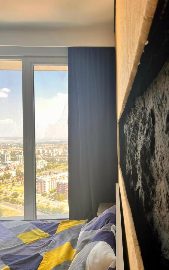Alfred Sky Smart Apartment 29Th Spa Included 斯科普里 外观 照片