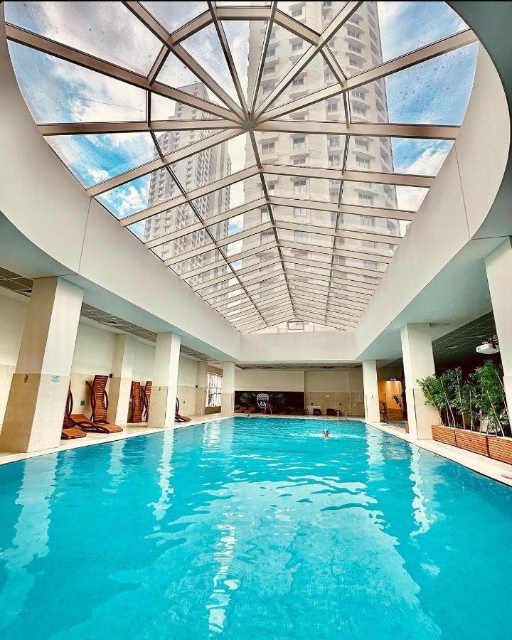 Alfred Sky Smart Apartment 29Th Spa Included 斯科普里 外观 照片