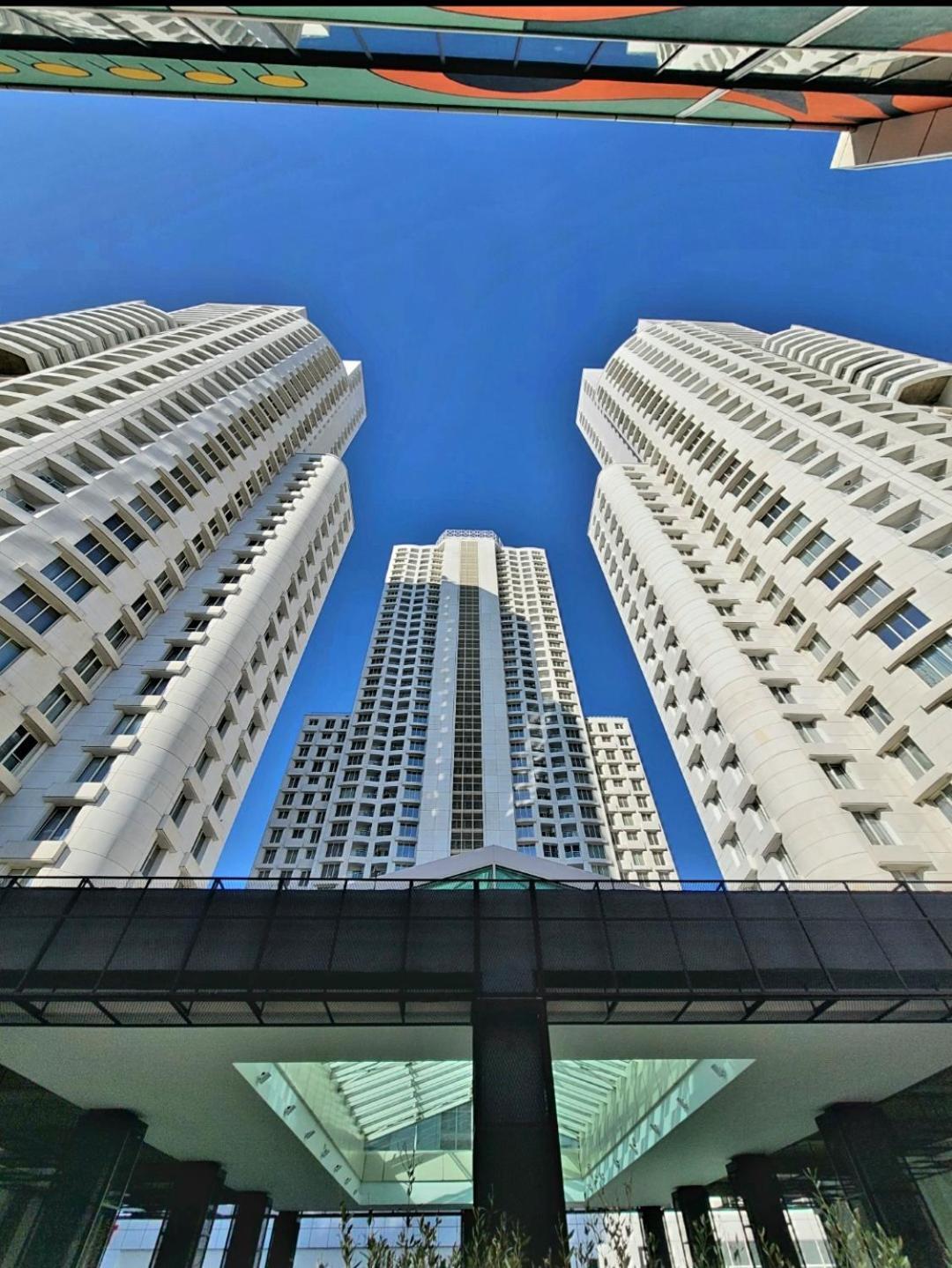 Alfred Sky Smart Apartment 29Th Spa Included 斯科普里 外观 照片