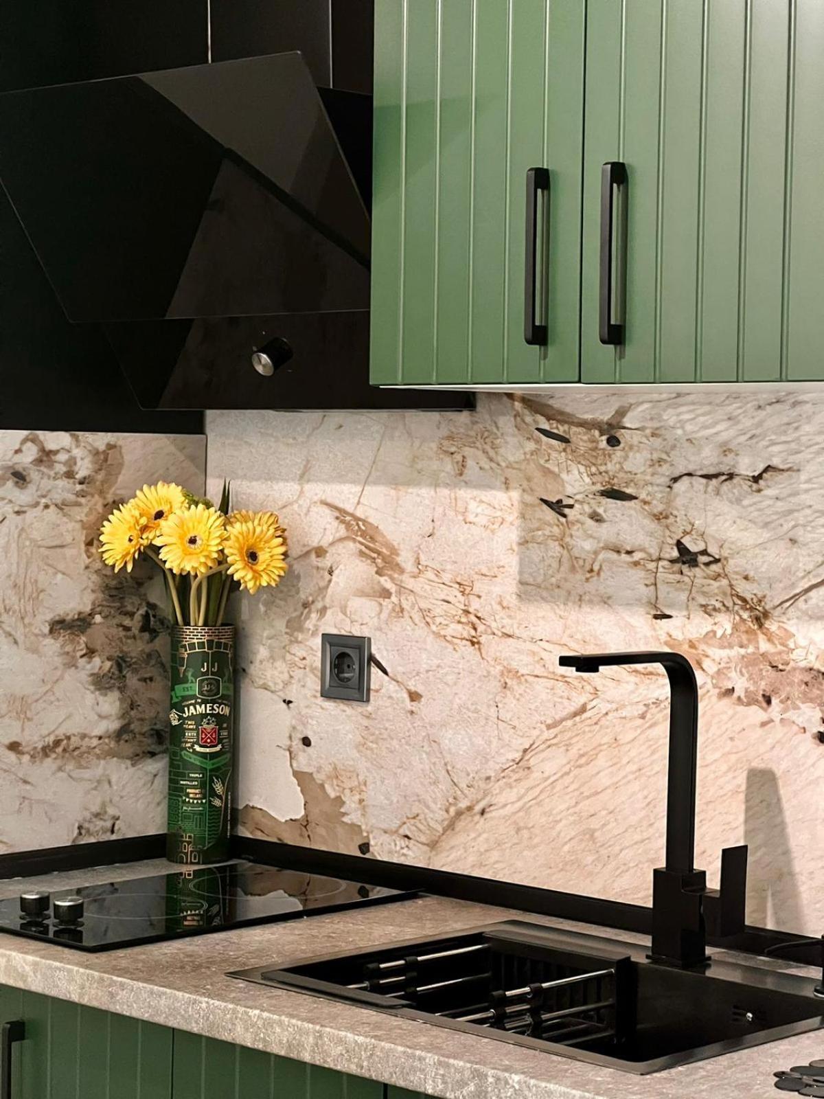 Alfred Sky Smart Apartment 29Th Spa Included 斯科普里 外观 照片